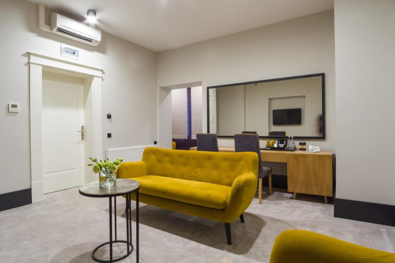 Hotel Nihil Novi Radom Eksteriør bilde