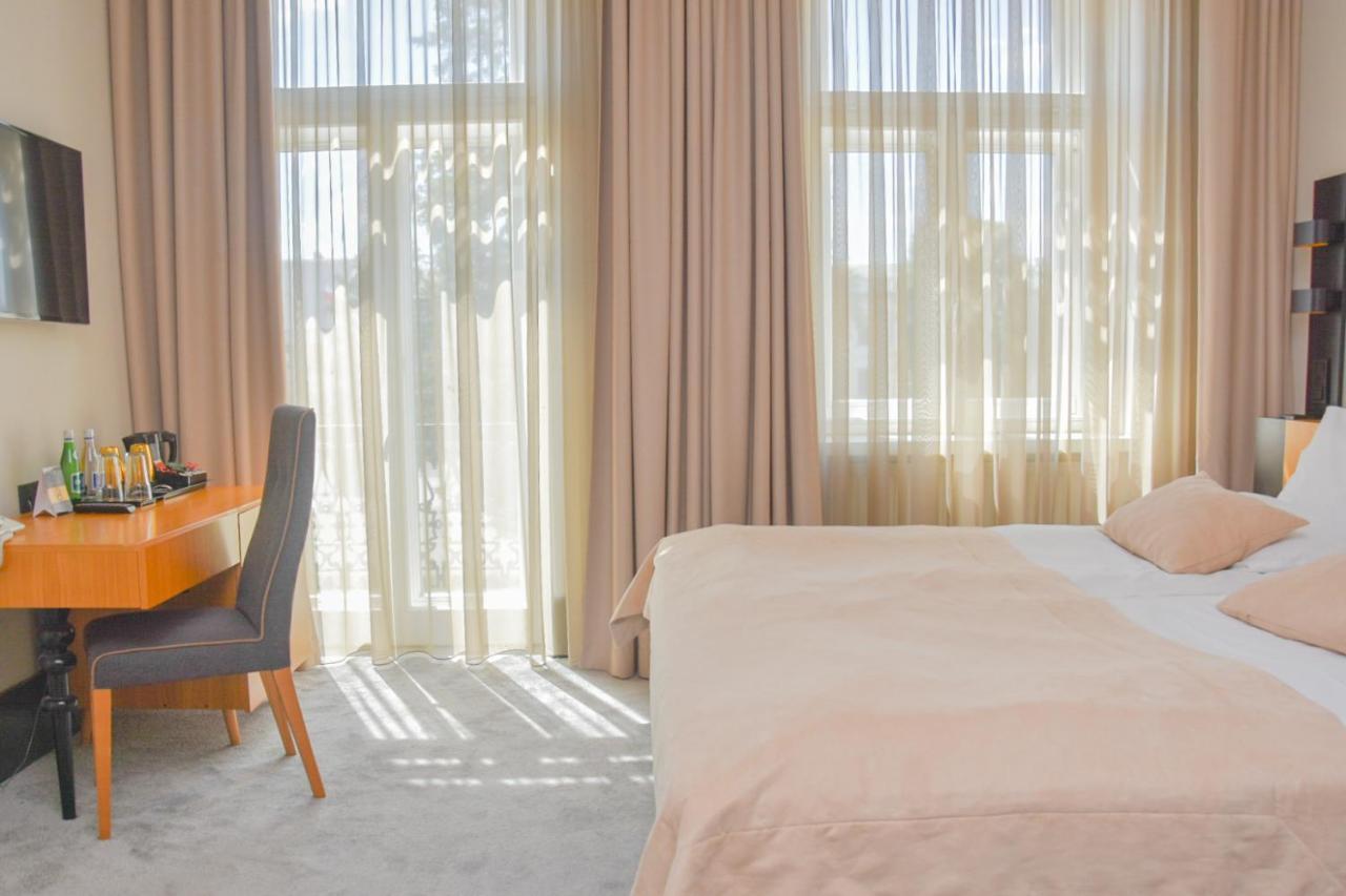 Hotel Nihil Novi Radom Eksteriør bilde